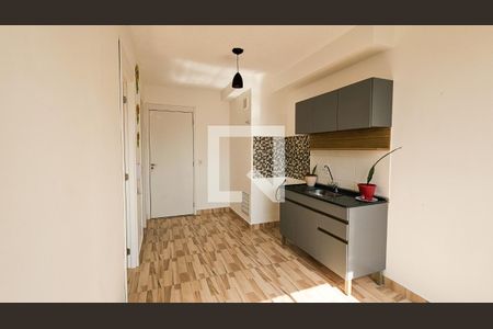 Sala - Cozinha de apartamento para alugar com 1 quarto, 24m² em Jardim Prudência, São Paulo