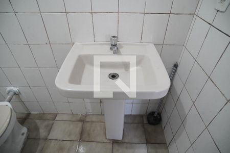 Casa à venda com 100m², 2 quartos e 1 vagaBanheiro Social