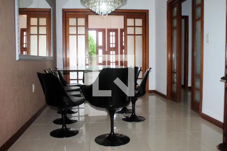 Sala de casa à venda com 3 quartos, 194m² em Cristo Rei, São Leopoldo