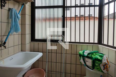 Apartamento para alugar com 48m², 1 quarto e 2 vagas Apartamento para alugar com 48m², 1 quarto e 2 vagasÁrea de Serviço