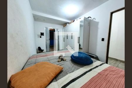 Quarto 1 de casa para alugar com 3 quartos, 98m² em Vila Pereira Cerca, São Paulo