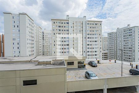 Vista Sala de apartamento para alugar com 2 quartos, 40m² em Jardim Íris, São Paulo