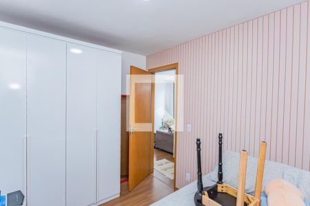 Quarto 2 de apartamento para alugar com 2 quartos, 40m² em Jardim Íris, São Paulo