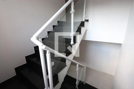 Apartamento à venda com 35m², 1 quarto e sem vagaEscadas