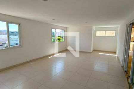Apartamento à venda com 60m², 2 quartos e 1 vagaÁrea comum