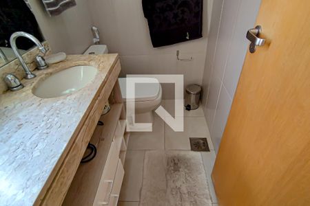 Apartamento à venda com 60m², 2 quartos e 1 vagaBanheiro Quarto 2