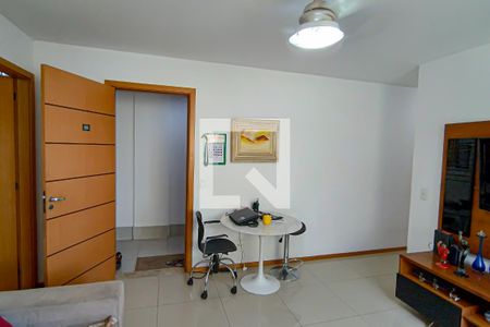 Sala de apartamento à venda com 2 quartos, 60m² em Taquara, Rio de Janeiro