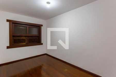 Casa para alugar com 3 quartos, 210m² em Santo Antônio, Belo Horizonte