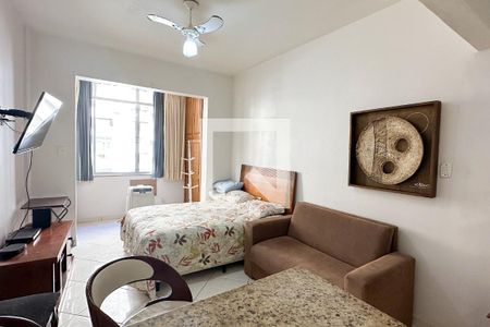 Sala de apartamento para alugar com 1 quarto, 54m² em Copacabana, Rio de Janeiro