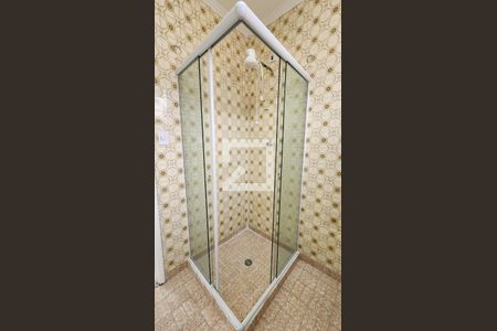 Apartamento para alugar com 60m², 2 quartos e 1 vaga Apartamento para alugar com 60m², 2 quartos e 1 vagaDetalhe do banheiro