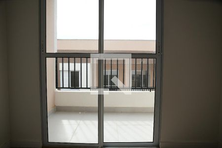 Sala de apartamento para alugar com 2 quartos, 43m² em Jardim da Glória, Cotia