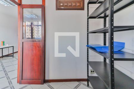 Casa à venda com 150m², 2 quartos e 2 vagas Casa à venda com 150m², 2 quartos e 2 vagasQuarto / Sala