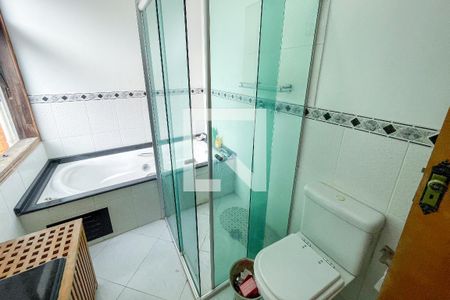 Casa para alugar com 75m², 2 quartos e 1 vaga Casa para alugar com 75m², 2 quartos e 1 vagaBanheiro da Suíte 2