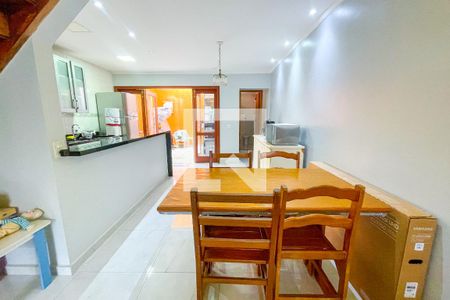 Casa para alugar com 75m², 2 quartos e 1 vaga Casa para alugar com 75m², 2 quartos e 1 vagaCozinha