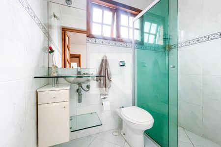 Casa para alugar com 75m², 2 quartos e 1 vaga Casa para alugar com 75m², 2 quartos e 1 vagaBanheiro da Suíte 1