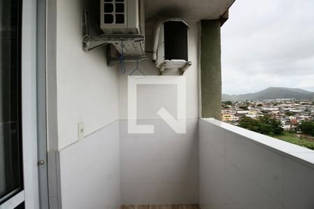 Varanda de apartamento para alugar com 2 quartos, 52m² em Santo Antônio 2, Guarujá