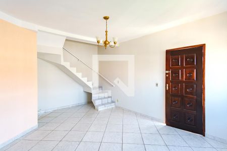 Sala de casa para alugar com 3 quartos, 133m² em Penha de França, São Paulo