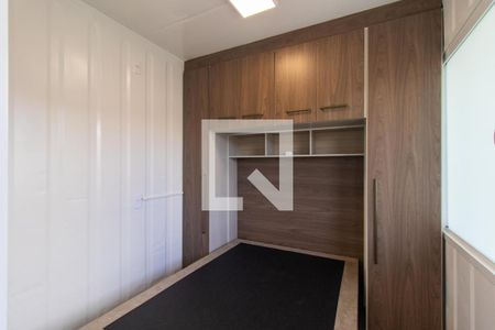 Sala/Quarto de kitnet/studio para alugar com 1 quarto, 15m² em  Campo Comprido, Curitiba