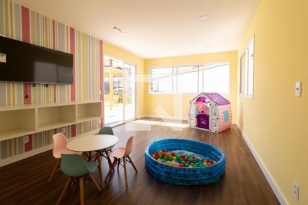 Apartamento à venda com 41m², 2 quartos e sem vagaÁrea comum - Sala de Jogos