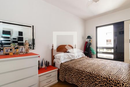 Apartamento à venda com 200m², 4 quartos e 2 vagas Apartamento à venda com 200m², 4 quartos e 2 vagasSuíte 1