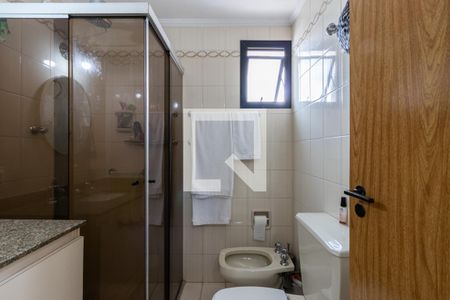 Apartamento à venda com 200m², 4 quartos e 2 vagas Apartamento à venda com 200m², 4 quartos e 2 vagasBanheiro Social
