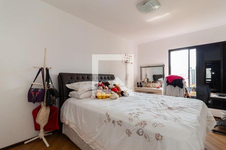 Apartamento à venda com 200m², 4 quartos e 2 vagas Apartamento à venda com 200m², 4 quartos e 2 vagasQuarto 1