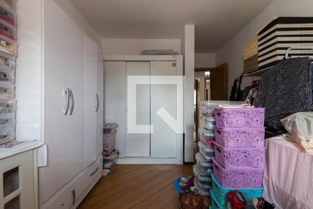 Apartamento à venda com 200m², 4 quartos e 2 vagas Apartamento à venda com 200m², 4 quartos e 2 vagasQuarto 2