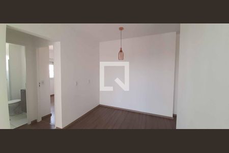 Sala de apartamento para alugar com 2 quartos, 45m² em Padroeira, Osasco