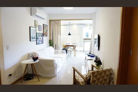 Sala de apartamento à venda com 2 quartos, 70m² em Freguesia (jacarepaguá), Rio de Janeiro