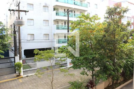 Vista  de apartamento para alugar com 2 quartos, 60m² em Jardim Belmar, Guarujá