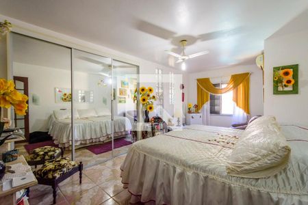 Casa à venda com 600m², 5 quartos e 3 vagasSuíte 2