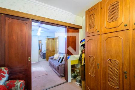 Casa à venda com 600m², 5 quartos e 3 vagasQuarto 1