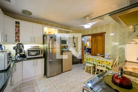 Casa à venda com 600m², 5 quartos e 3 vagasCozinha