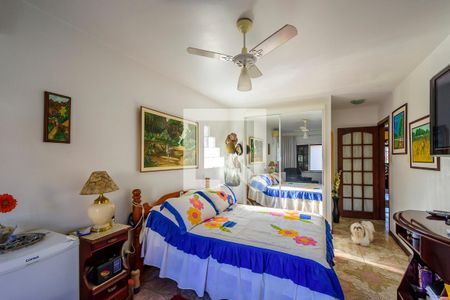 Casa à venda com 600m², 5 quartos e 3 vagasSuíte 3