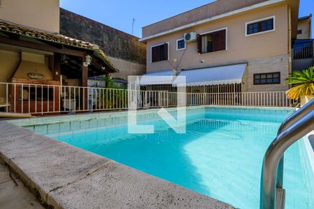 Casa à venda com 600m², 5 quartos e 3 vagasPiscina