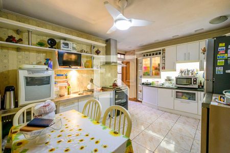 Casa à venda com 600m², 5 quartos e 3 vagasCozinha