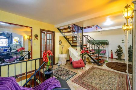 Casa à venda com 600m², 5 quartos e 3 vagasSala 2