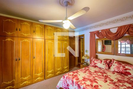 Suíte 1 de casa à venda com 5 quartos, 600m² em Partenon, Porto Alegre