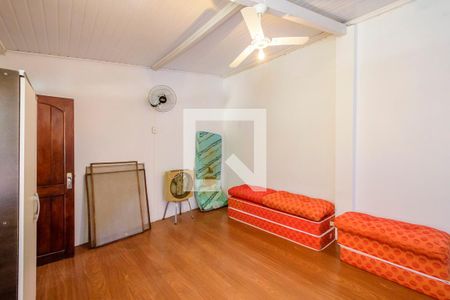 Casa à venda com 600m², 5 quartos e 3 vagasQuarto