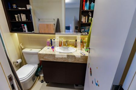 Apartamento à venda com 90m², 3 quartos e 2 vagasBanheiro da Suíte