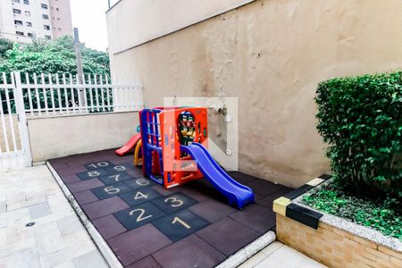 Apartamento à venda com 90m², 3 quartos e 2 vagasÁrea comum - Playground