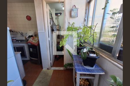 Apartamento à venda com 77m², 3 quartos e sem vagaÁrea de serviço