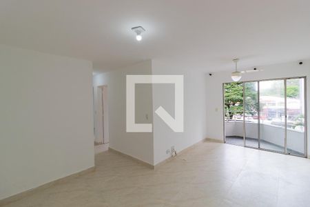 Sala de apartamento à venda com 2 quartos, 70m² em Vila Anhanguera, São Paulo