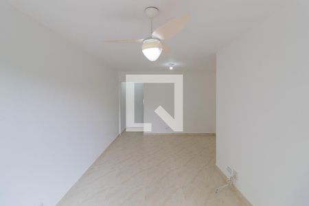 Sala de apartamento à venda com 2 quartos, 70m² em Vila Anhanguera, São Paulo