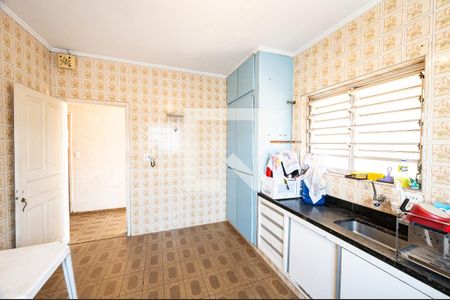 Casa à venda com 398m², 4 quartos e 8 vagasCozinha