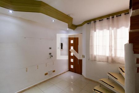 Sala  de casa de condomínio para alugar com 2 quartos, 65m² em Itaquera, São Paulo