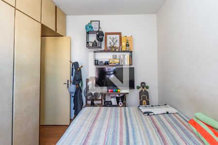 Quarto 1 de apartamento à venda com 2 quartos, 45m² em Caiçara-adelaide, Belo Horizonte