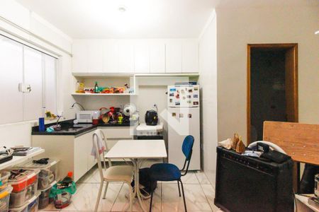 Sala e Cozinha de casa de condomínio à venda com 1 quarto, 33m² em Vila Esperança, São Paulo