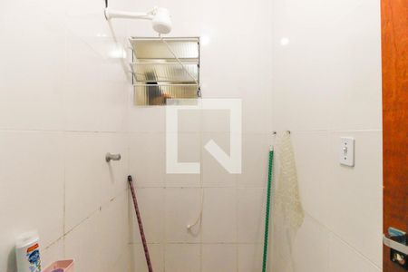 Banheiro de casa de condomínio à venda com 1 quarto, 33m² em Vila Esperança, São Paulo