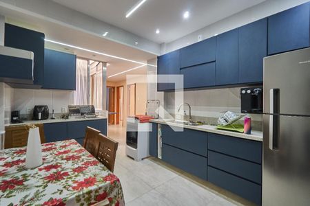 Apartamento para alugar com 72m², 2 quartos e 1 vaga Apartamento para alugar com 72m², 2 quartos e 1 vagaCozinha